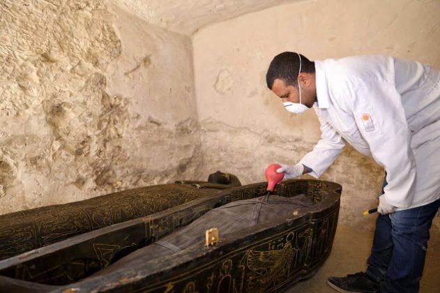 Encuentran en Luxor una tumba con 3.000 años de antigüedad que contiene dos sarcófagos intactos 8